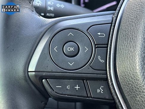 Used 2020 Toyota Camry SE image 23