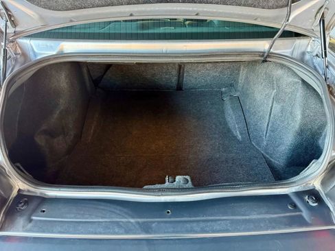 Used 2015 Dodge Challenger SXT Plus image 14