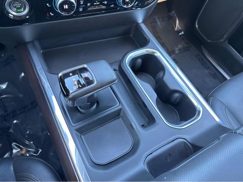 Used 2023 GMC Sierra 1500 SLT w/ SLT Premium Package image 24