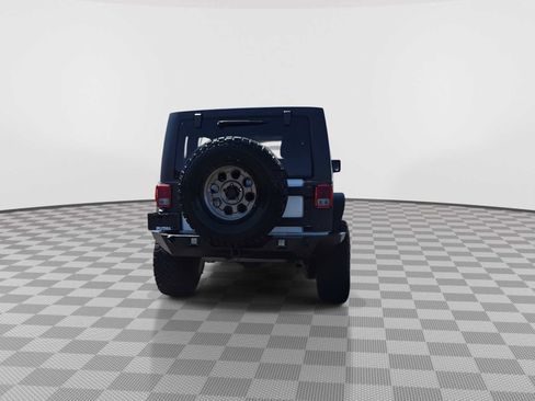 Used 2013 Jeep Wrangler Unlimited Sport AWD/4WD image 7