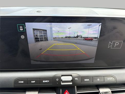 Used 2025 Kia K4 FWD image 51