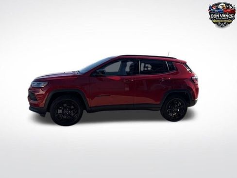New 2026 Jeep Compass Latitude image 2