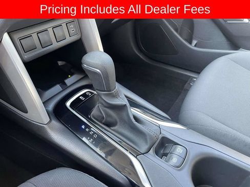 Used 2024 Toyota Corolla Cross LE FWD image 33