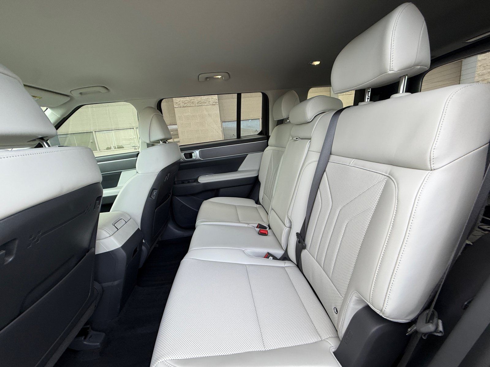 Certified 2026 Hyundai Santa Fe SEL FWD image 17