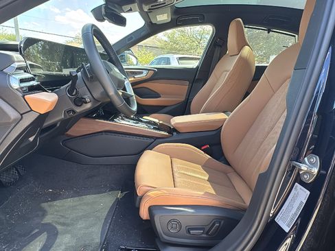 Used 2025 Audi A5 2.0T Premium Plus w/ Premium Plus AWD/4WD image 9