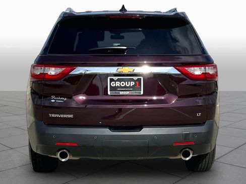 Used 2018 Chevrolet Traverse LT FWD image 5