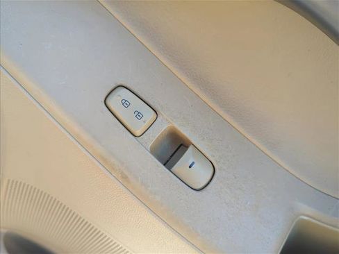 Used 2013 Hyundai Elantra GLS w/ Preferred Pkg image 25