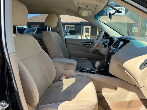 Used 2013 Nissan Pathfinder S AWD/4WD image 26