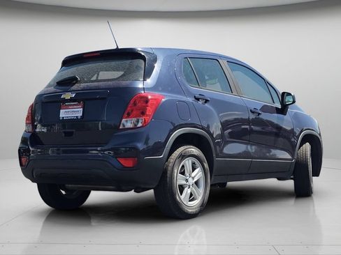 Used 2019 Chevrolet Trax LS AWD/4WD image 22