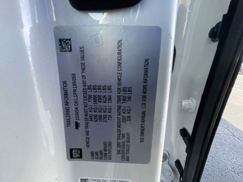 Certified 2023 Chevrolet Suburban High Country image 34