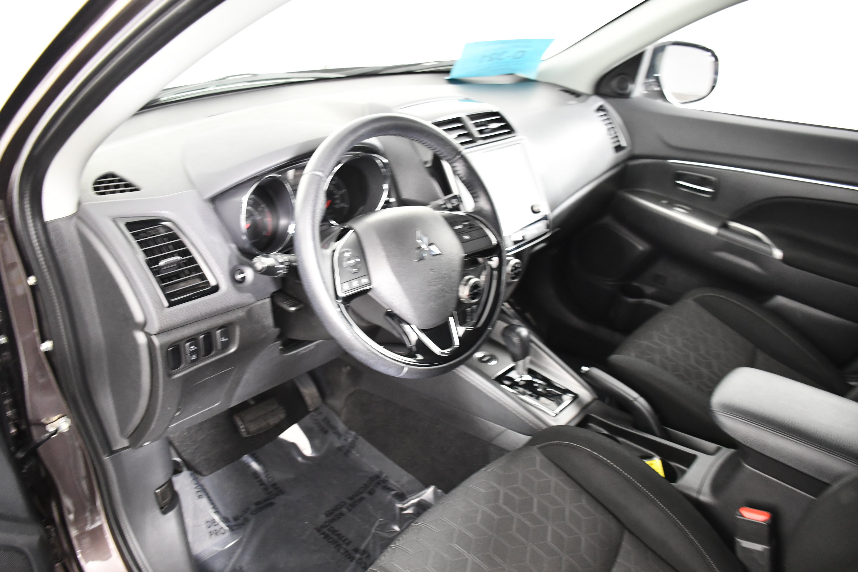 Used 2020 Mitsubishi Outlander Sport SE AWD/4WD image 37