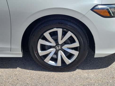 Used 2025 Honda Civic LX image 7