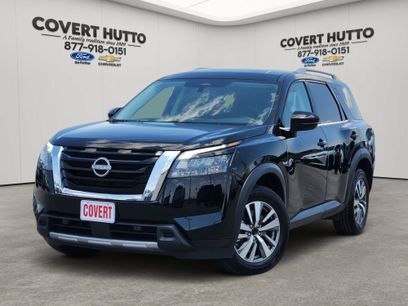 Used 2025 Nissan Pathfinder SL