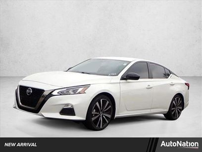 Used 2022 Nissan Altima 2.5 SR