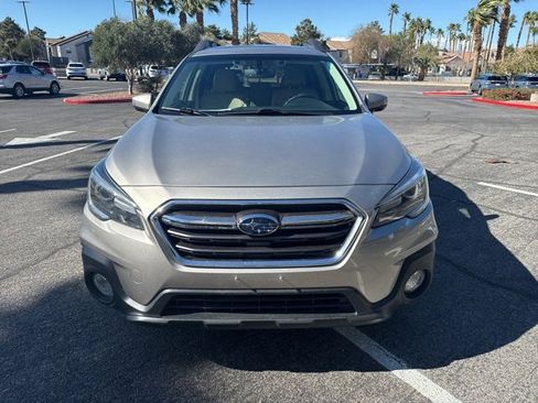 Used 2019 Subaru Outback 2.5i Limited image 2