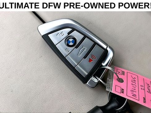 Used 2022 BMW X7 xDrive40i w/ M Sport Package AWD/4WD image 13