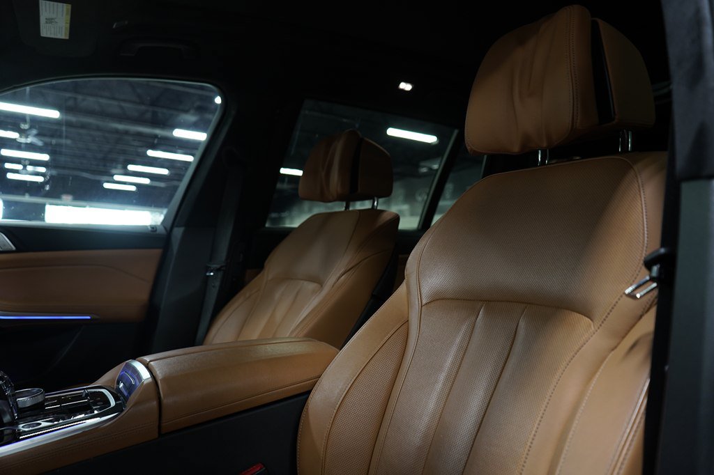 Used 2022 BMW X7 M50i w/ Executive Package AWD/4WD image 11