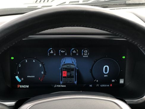 Used 2024 Ford F150 Platinum w/ FX4 Off-Road Package image 24