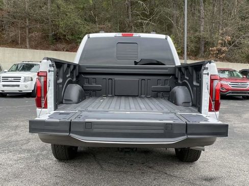 Used 2025 Ford F150 King Ranch w/ FX4 Off-Road Package image 12