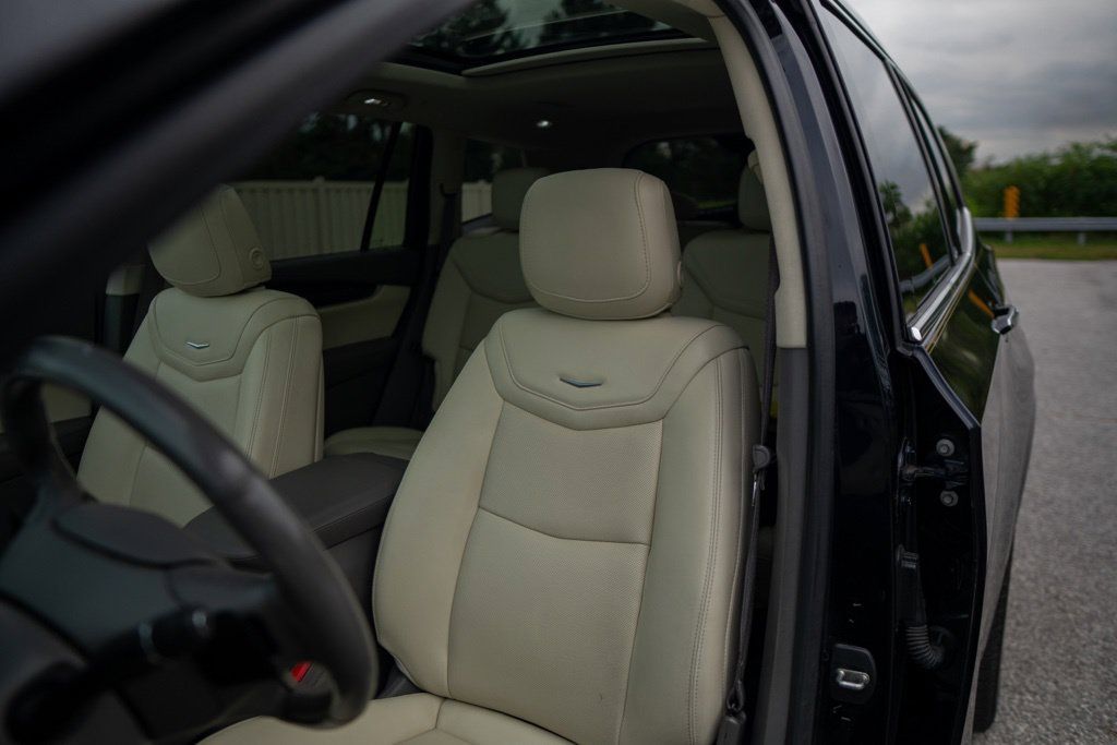 Used 2021 Cadillac XT6 Premium Luxury AWD/4WD image 25