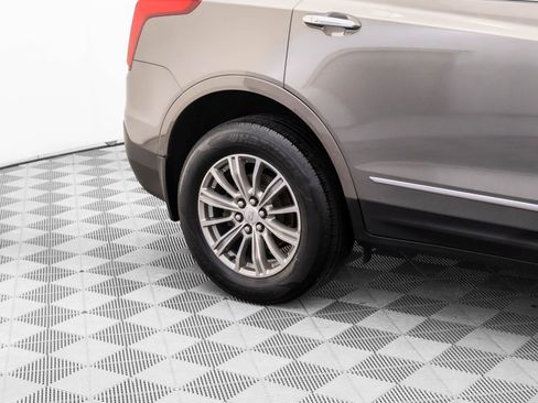 Used 2018 Cadillac XT5 Luxury image 33