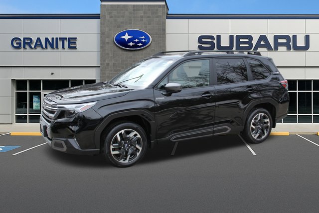 Used 2025 Subaru Forester Limited AWD/4WD image 6