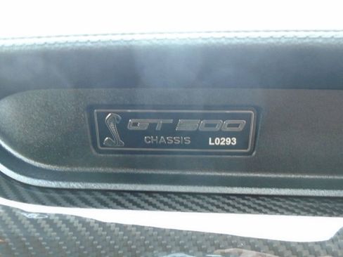 Used 2020 Ford Mustang Shelby GT500 w/ Technology Package image 33