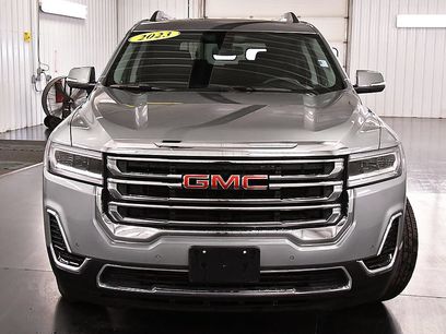 Used 2023 GMC Acadia SLE w/ Driver Convenience Package