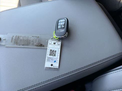 Used 2023 Honda Pilot Elite image 34