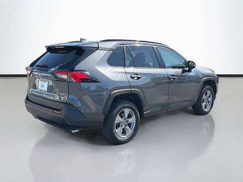 Used 2025 Toyota RAV4 XLE FWD image 5
