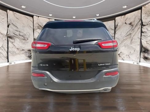 Used 2014 Jeep Cherokee Limited w/ Technology Group AWD/4WD image 6