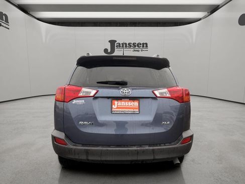 Used 2014 Toyota RAV4 XLE FWD image 2