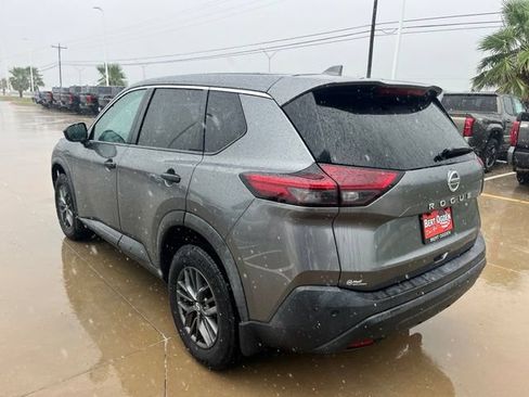 Used 2021 Nissan Rogue S FWD image 6