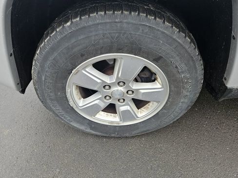 Used 2012 Jeep Liberty Sport image 22