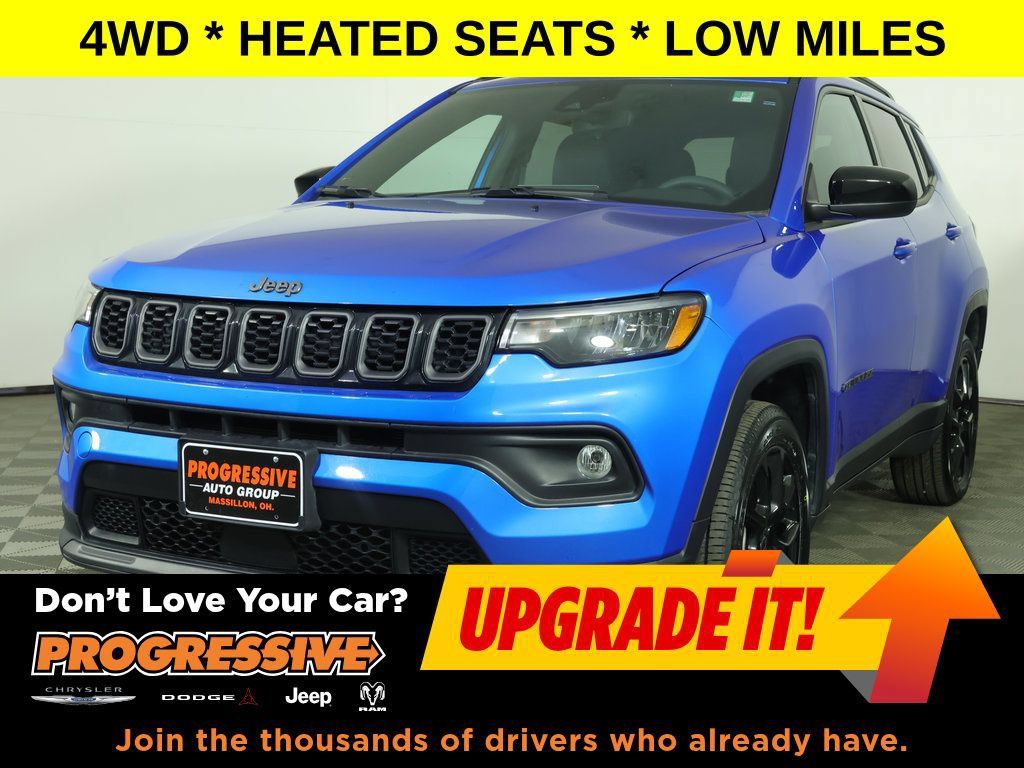 Used 2025 Jeep Compass Latitude w/ Altitude Special Edition AWD/4WD image 1