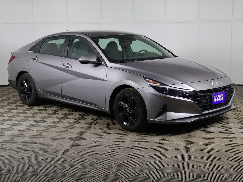 Used 2022 Hyundai Elantra Blue FWD image 43