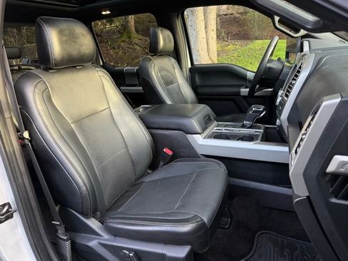 Used 2016 Ford F150 Lariat w/ Equipment Group 502A Luxury image 11