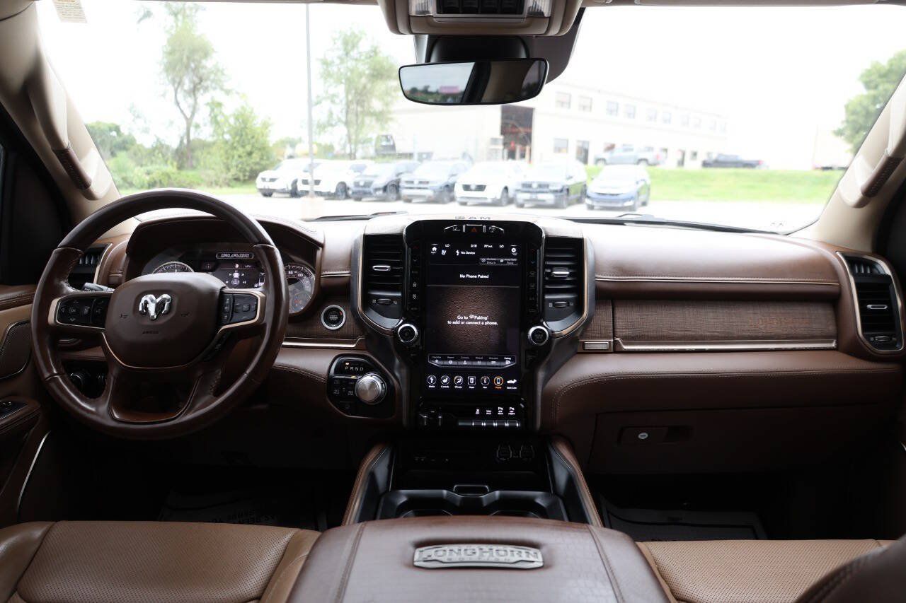 Used 2019 RAM 1500 Limited AWD/4WD image 17