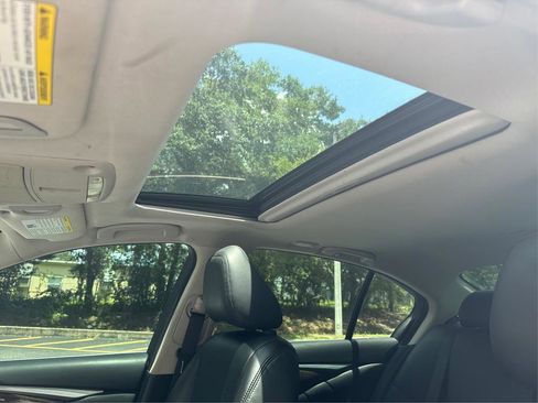 Used 2018 INFINITI Q50 Luxe image 11