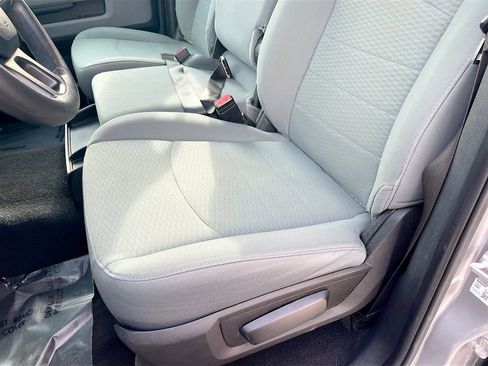 Used 2020 RAM 1500 Classic SLT AWD/4WD image 19