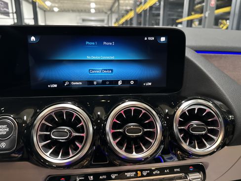Certified 2023 Mercedes-Benz GLA 250 4MATIC image 19