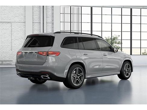 New 2026 Mercedes-Benz GLS 450 4MATIC image 21
