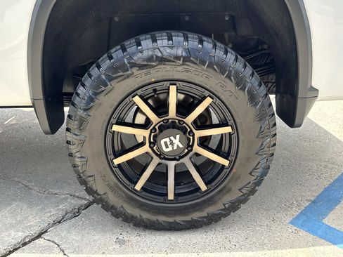 Used 2022 Chevrolet Silverado 3500 LT w/ All Star Edition AWD/4WD image 4