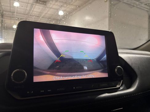 Used 2023 Nissan Rogue SV AWD/4WD image 24