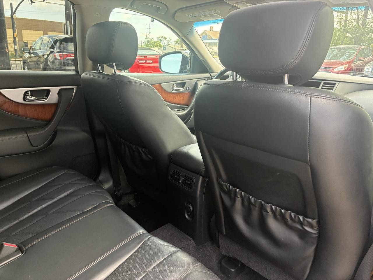 Used 2013 INFINITI FX37 AWD w/ Premium Pkg image 22