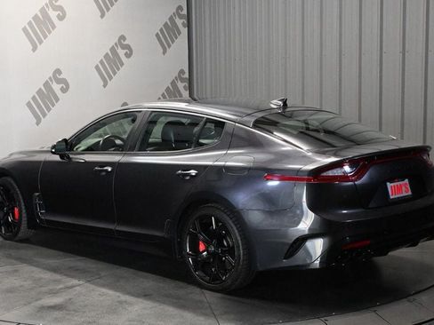 Used 2020 Kia Stinger GT2 RWD image 7