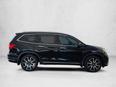 Used 2022 Honda Pilot Touring image 4