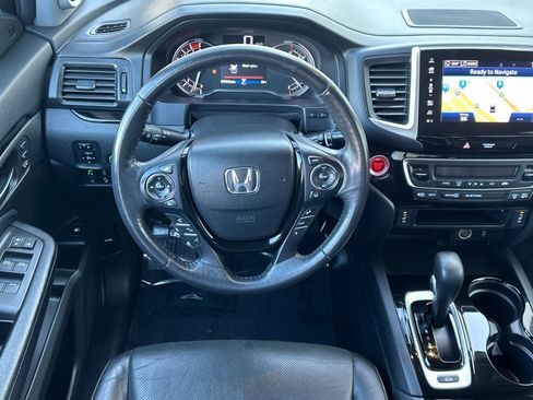 Used 2018 Honda Ridgeline RTL-E image 13