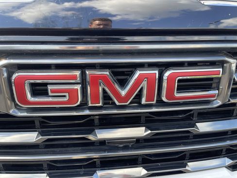 Used 2024 GMC Sierra 2500 AT4 w/ AT4 Premium Plus Package AWD/4WD image 32