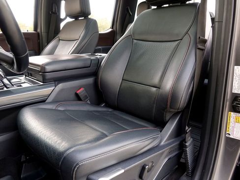 Used 2022 Ford F150 Lariat w/ Max Trailer Tow Package image 6